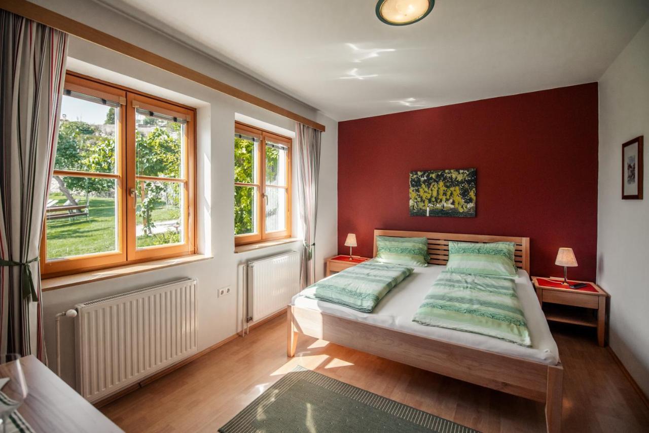 Winzerhof & Gaestehaus Bernhard Вайсенкирхен-ин-дер-Вахау Экстерьер фото