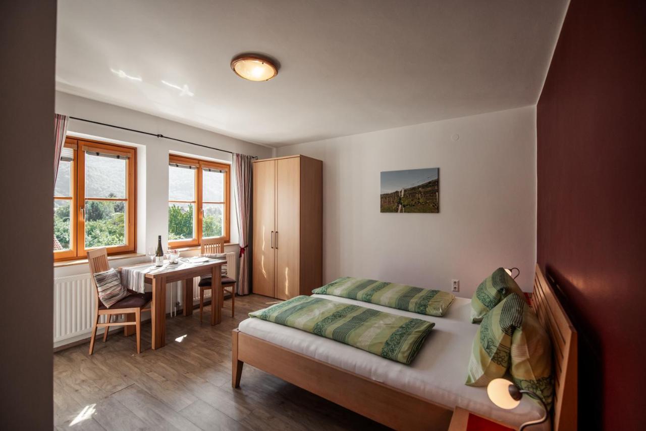 Winzerhof & Gaestehaus Bernhard Вайсенкирхен-ин-дер-Вахау Экстерьер фото